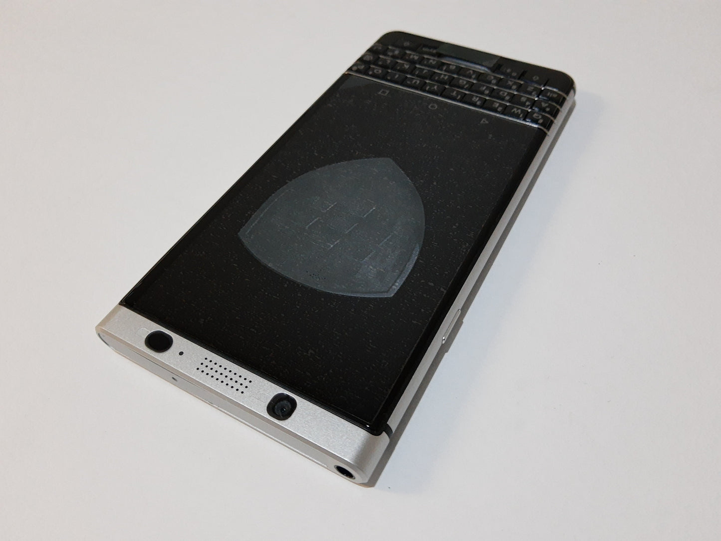 Blackberry KEYone (BBB100-3) Verizon Certified