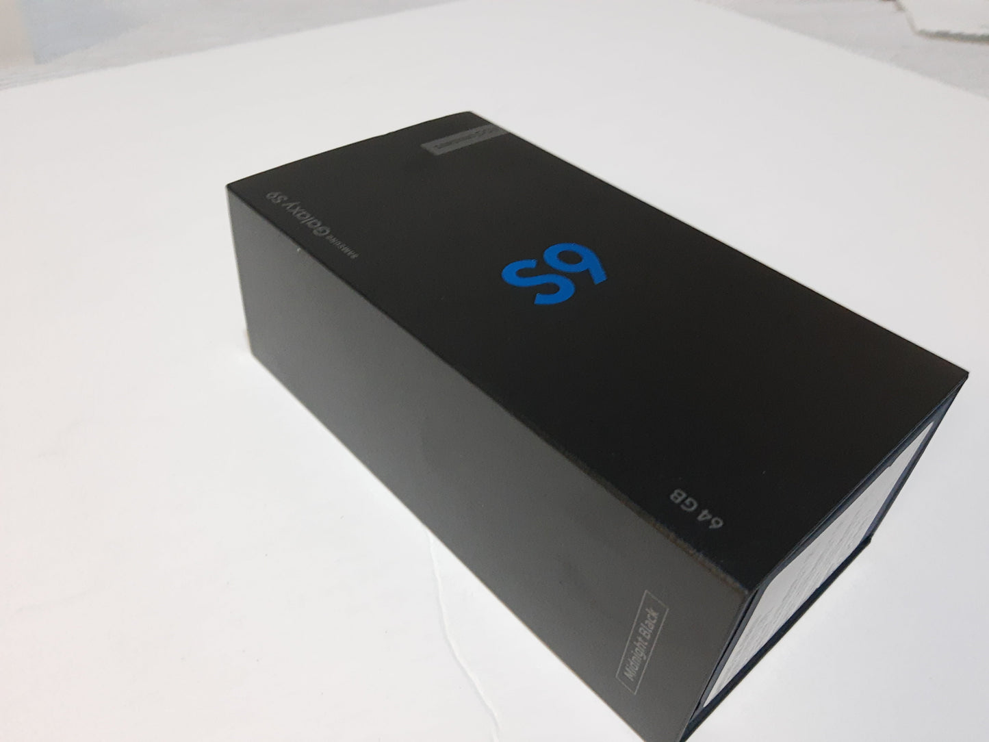 Samsung Galaxy S9 SM-G960/ 64GB Midnight Black (Unlocked)