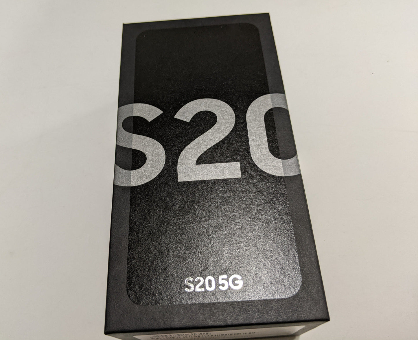 Samsung Galaxy S20 5G G981U1 GSM+CDMA Unlocked (At&t, Verizon, TMobile)