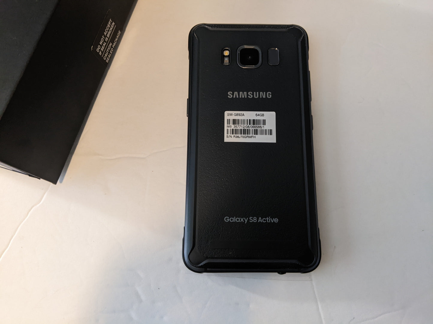 Samsung Galaxy S8 Active SM-G892A 64GB (Unlocked)