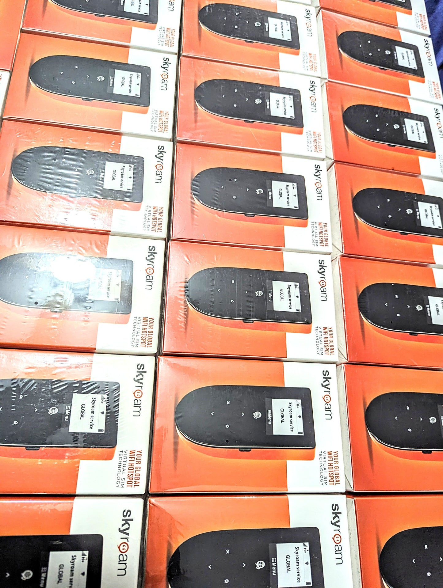 Skyroam Mobile Hotspot: Global WiFi // Unlimited Data // Connect 5 Devices // Pay-as-you-go // SIM-Free Coverage in Europe, South America, Asia, Africa, Australia