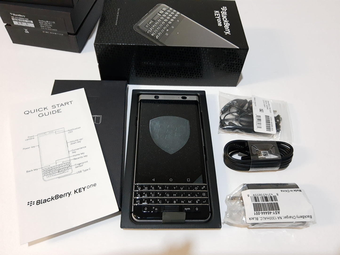 Blackberry KEYone (BBB100-3) Verizon Certified
