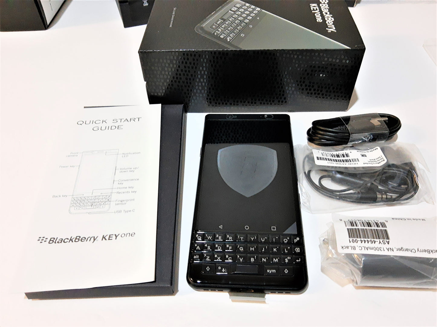 BlackBerry KEYone  32GB/64GB (BBB100-2) International Factory Unlocked