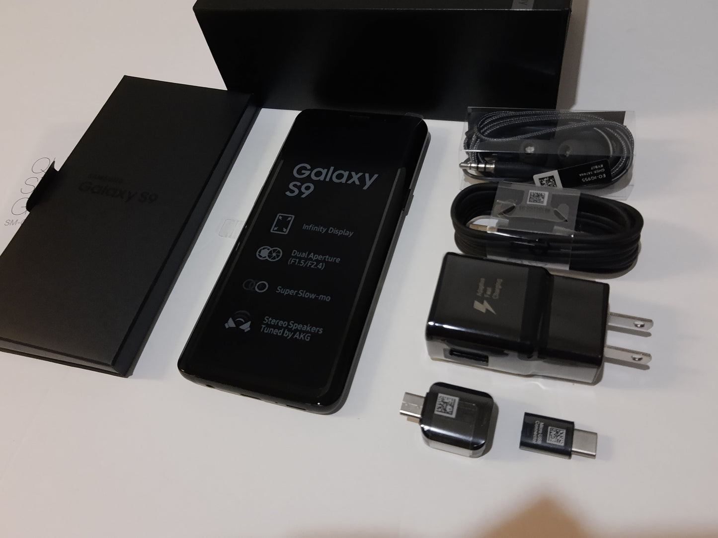 Samsung Galaxy S9 SM-G960/ 64GB Midnight Black (Unlocked)
