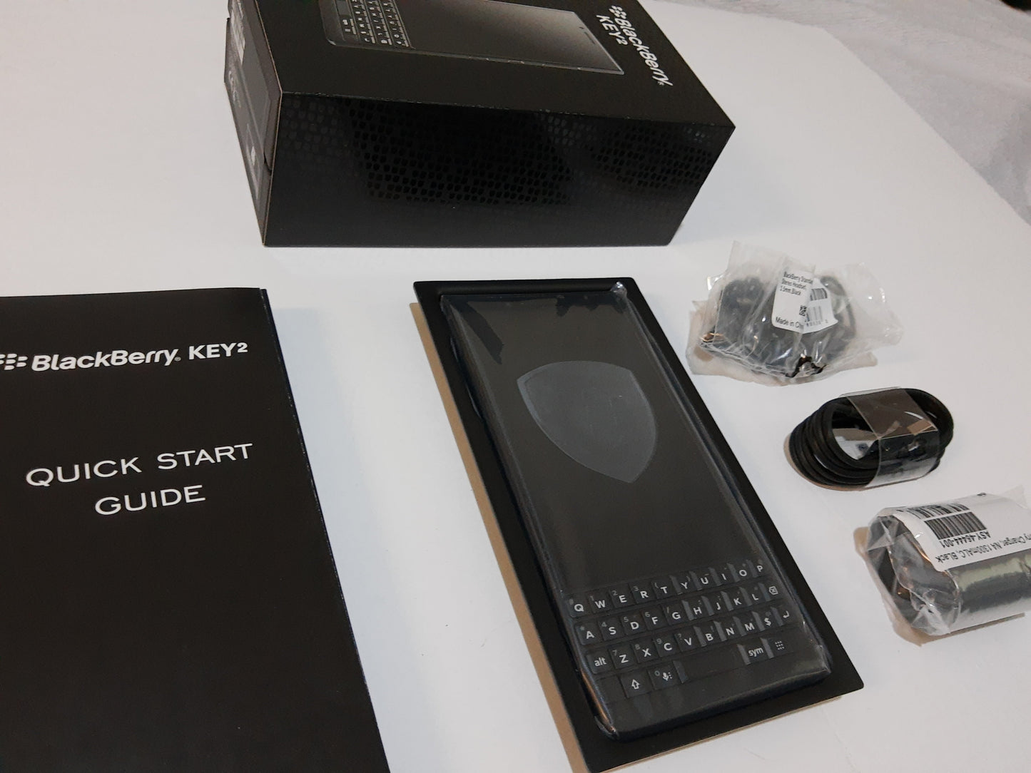 Blackberry KEY2 (BBF100-1) 64/128GB Factory Unlocked