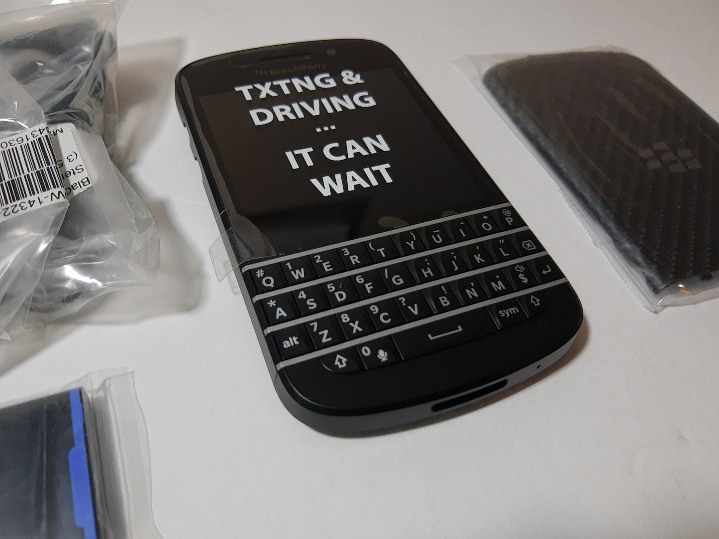 Blackberry Q10 (SQN100-1) AT&T UNLOCKED