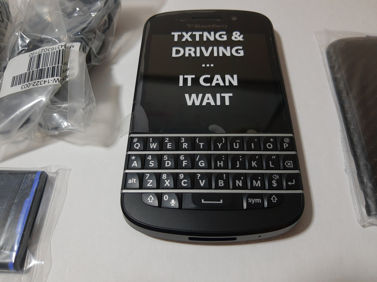 Blackberry Q10 (SQN100-1) AT&T UNLOCKED