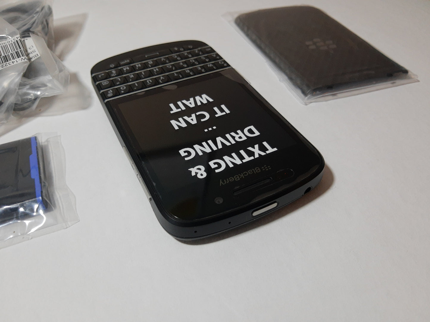 Blackberry Q10 (SQN100-1) AT&T UNLOCKED