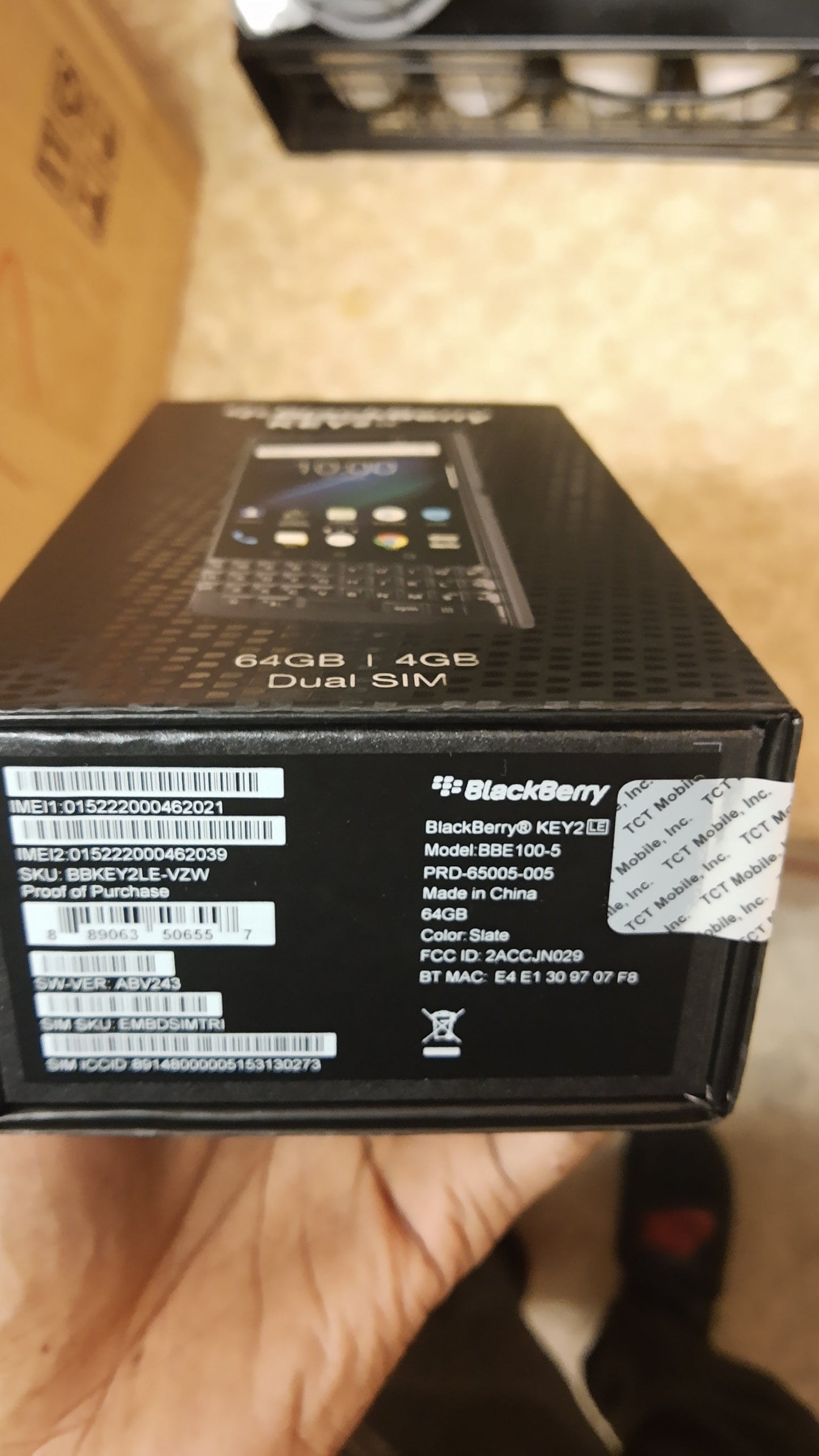 BlackBerry KEY2 LE (BBE100-5) 64GB (Factory Unlocked) Dual SIM - Verizon Certified