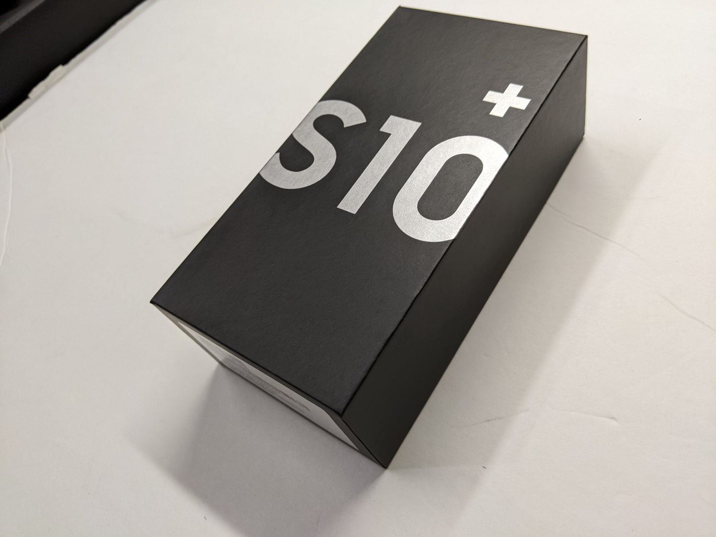 Samsung S10+ Plus  G975U1 (GSM+CDMA Unlocked (At&t, Verizon, TMobile)