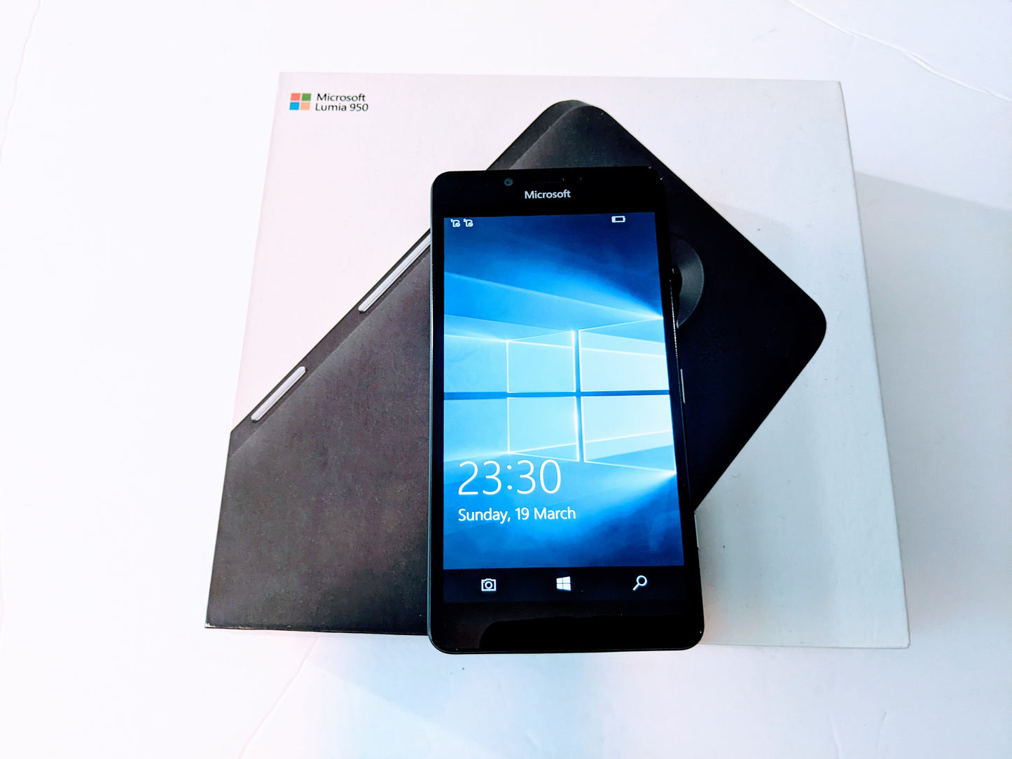 Microsoft Lumia 950 XL RM-1116 Dual Sim (Unlocked)