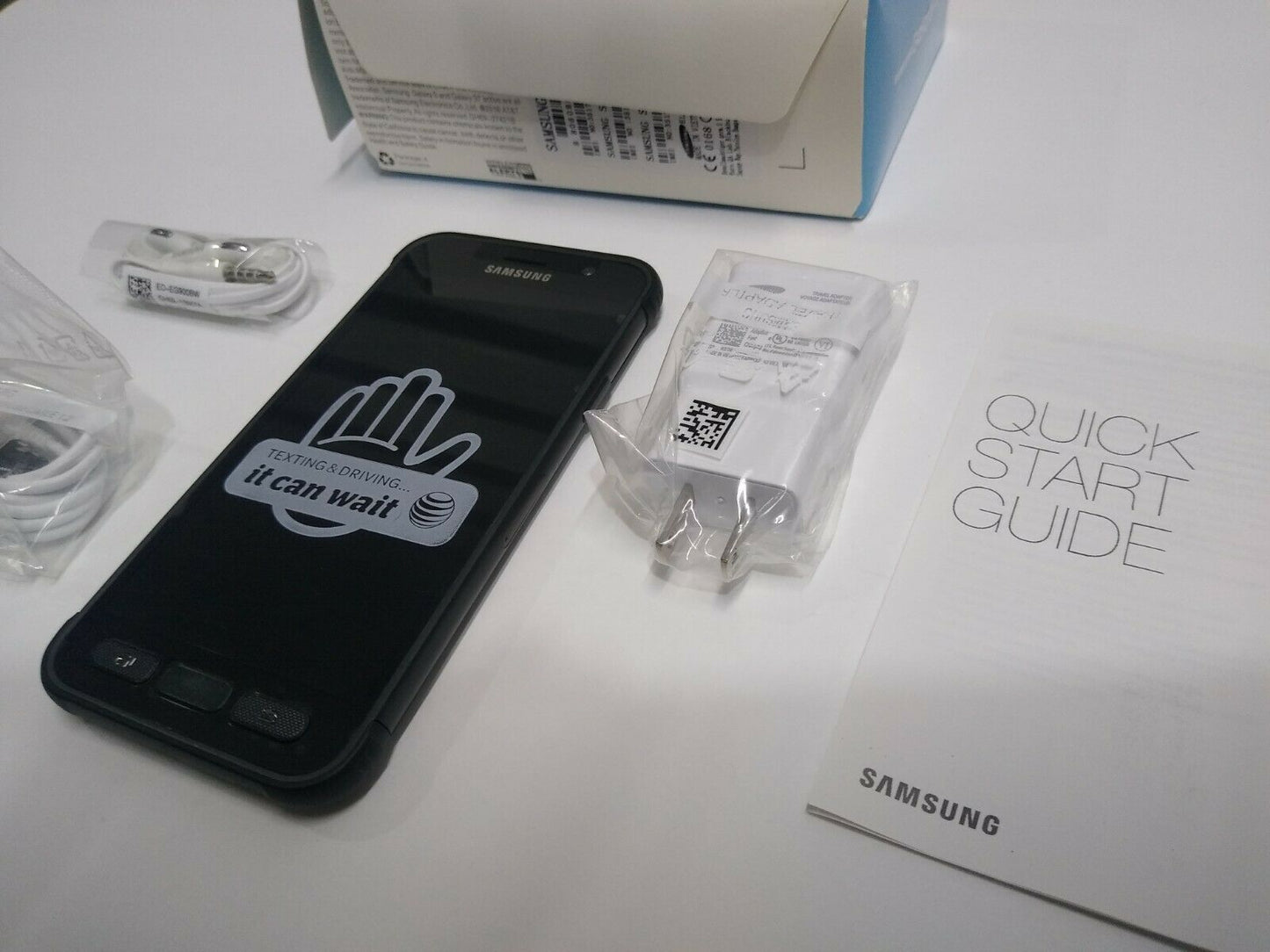 Samsung Galaxy S7 active SM-G891 32GB (AT&T) Unlocked Smartphone