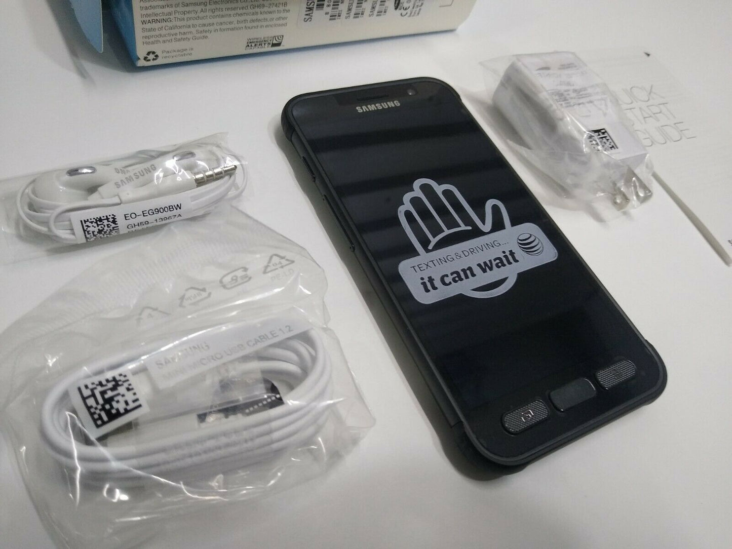 Samsung Galaxy S7 active SM-G891 32GB (AT&T) Unlocked Smartphone