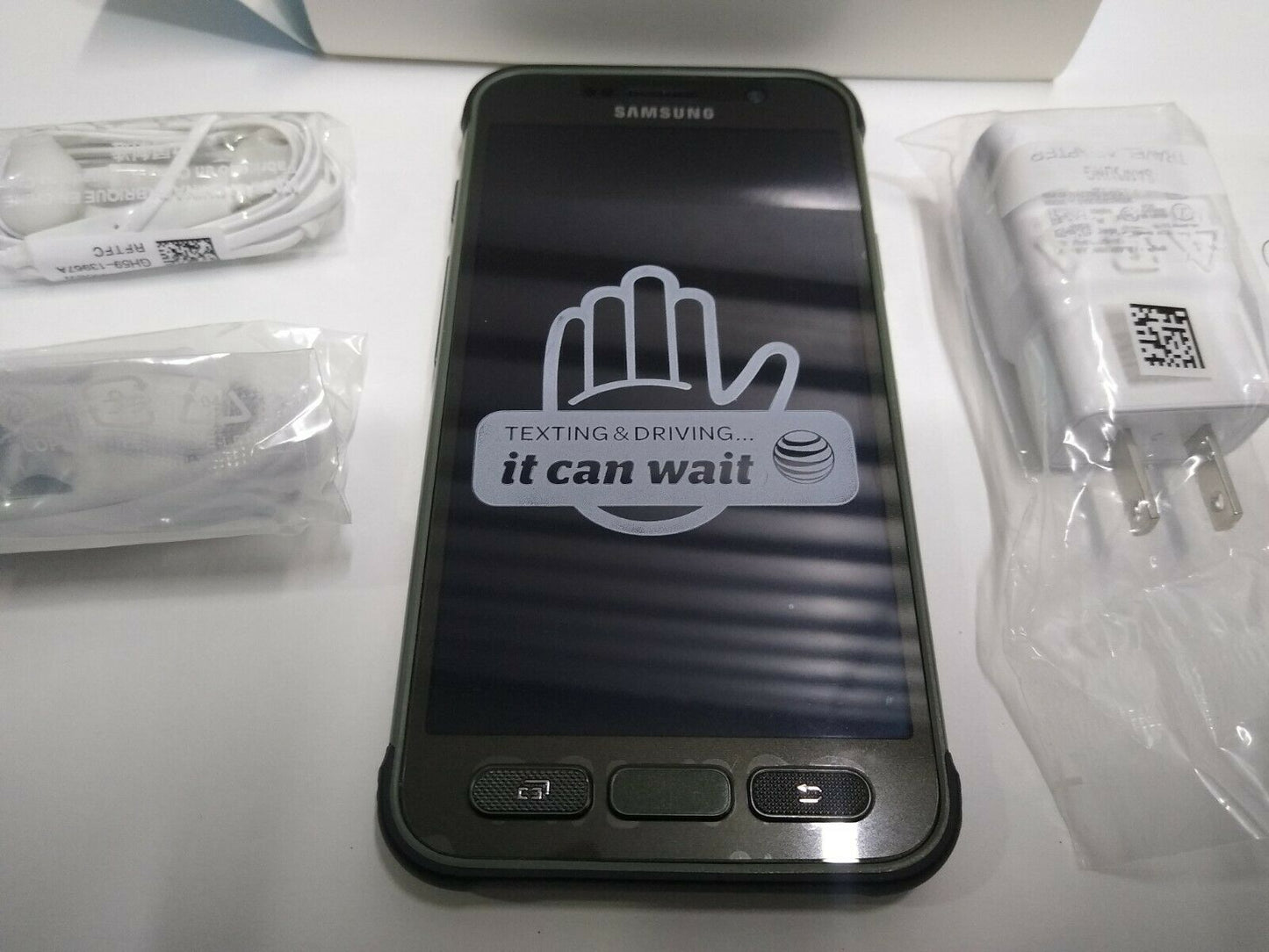Samsung Galaxy S7 active SM-G891 32GB (AT&T) Unlocked Smartphone
